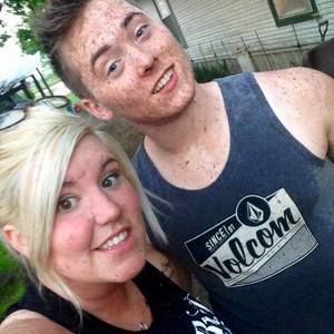 Meet your Posher, Adrienne