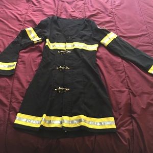 HALLOWEEN Woman's firefighter costume with hat