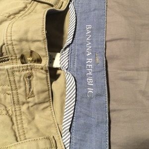 Banana Republic soft cargo capris. Worn once.