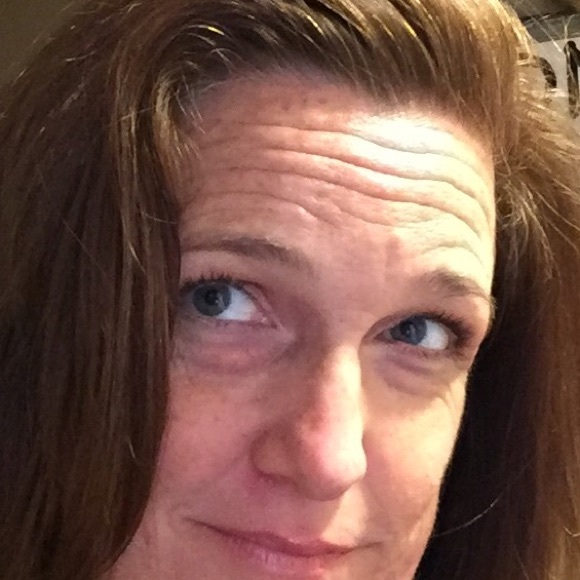 Meet your Posher, Pam