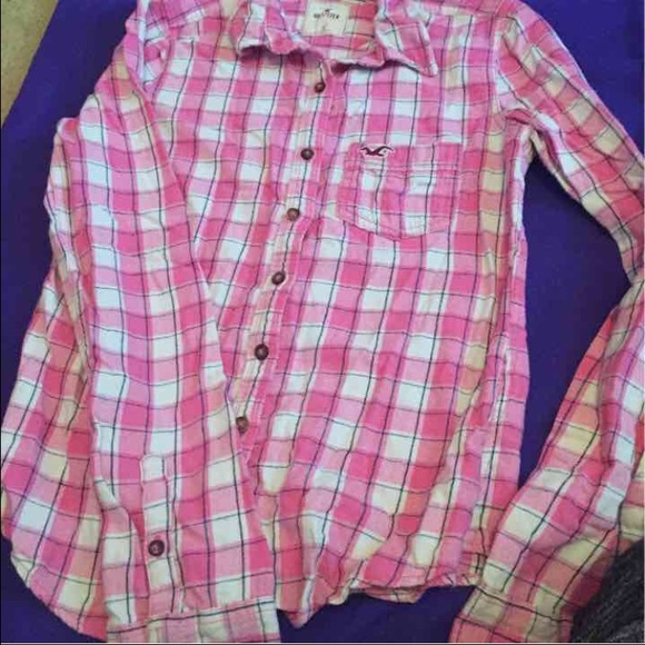 Hollister Pink Flannel - Picture 3 of 3
