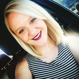 Meet your Posher, Karis