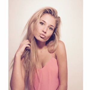 Meet your Posher, Kaitlyn