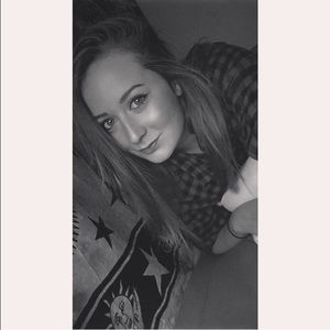 Meet your Posher, Brianna