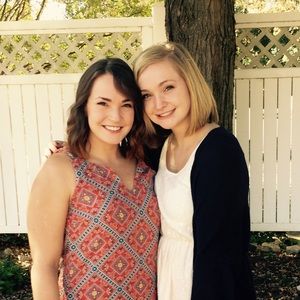 Meet your Posher, Casey