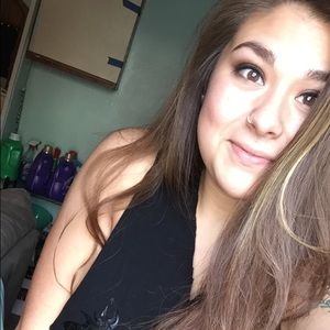 Meet your Posher, Katelyn
