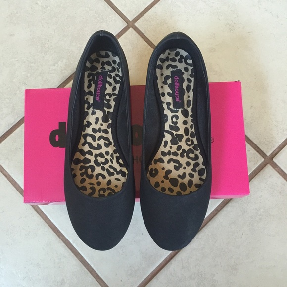 Dollhouse Shoes - Dollhouse Yum Classic Ballet Flats in Black