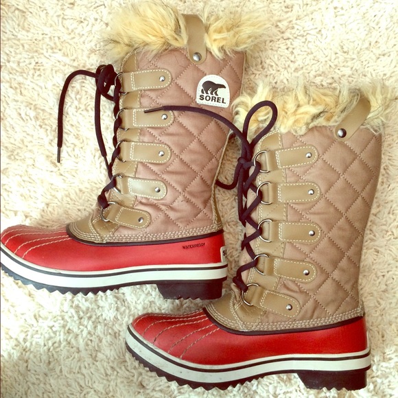 Women's Sorel Waterproof Boots Size 7