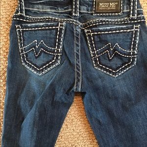 Miss me skinny size 27 jeans. Inseam 33 inches