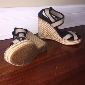 Tory Burch wedges size 8