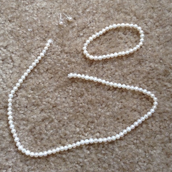 5.5-6mm Freshwater Pearl Set