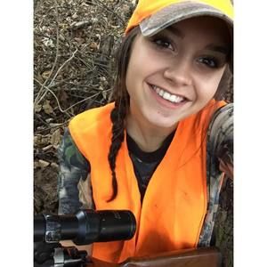 Meet your Posher, Alexis