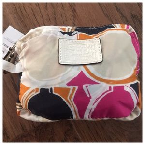 Coach NWT Expandable Shopping Bag