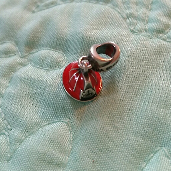 Kay Jewelers "Pandora" Charmed Memories Charm