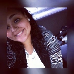 Meet your Posher, Celena