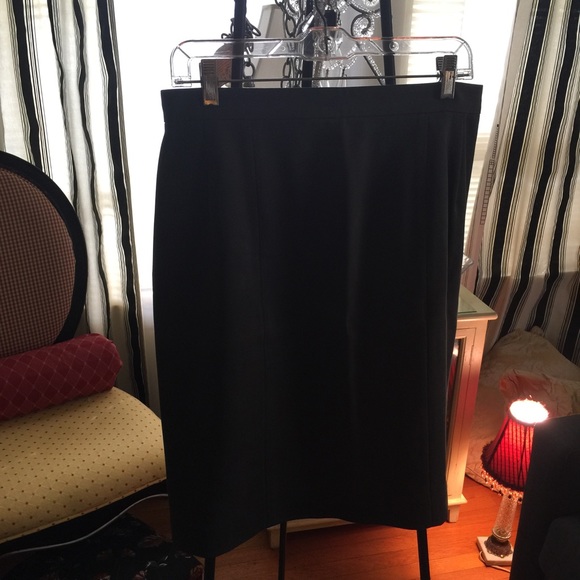 Skirt Suit - Picture 2 of 4