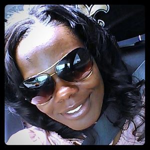 Meet your Posher, Viola