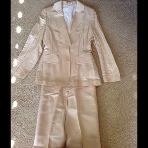 Laurel Linen & Raw Silk Suit