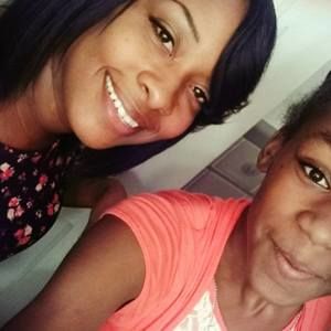 Meet your Posher, Niesha