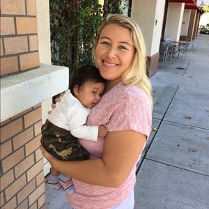 Meet your Posher, Alicia