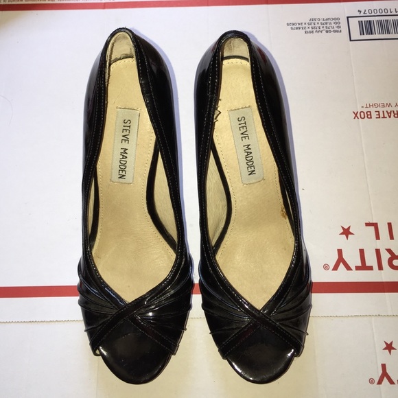 Steve Madden stacked peep toe platforms