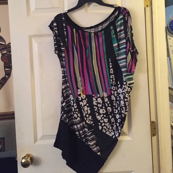 Mixed pattern club dress with a peakboo sleeve - Picture 1 of 3