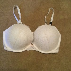 NWT VS push up bra