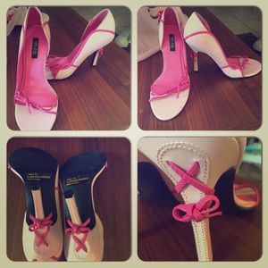 🎀Pretty in Pink bow heels🎀