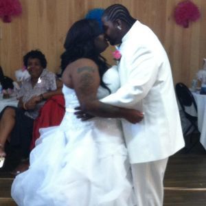 Meet your Posher, Nikia