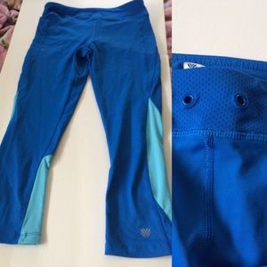 Cropped sports leggings