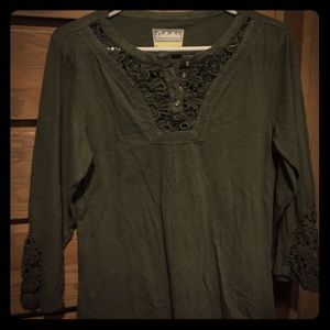 Cabelas women's S lace 3/4 length shirt