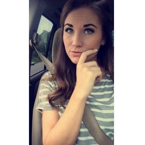 Meet your Posher, Rebecca