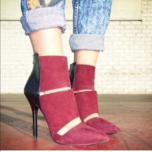 Steve Madden triplee heels