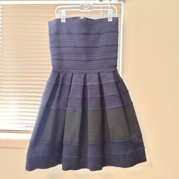 Gorgeous cocktail/vegas dress - Picture 1 of 3