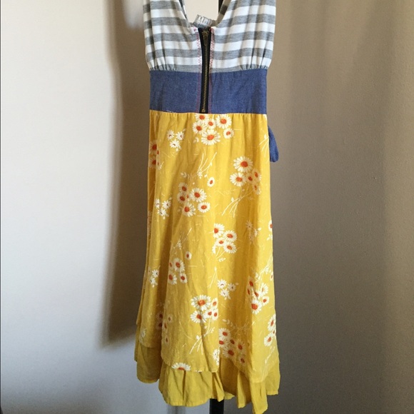 Fun dress! - Picture 1 of 2