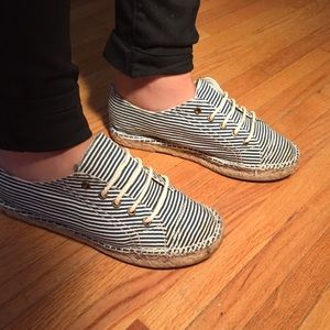 Super Cute Striped Sneaks!