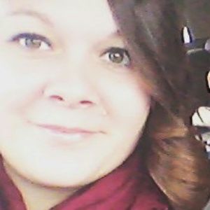 Meet your Posher, Caitlin