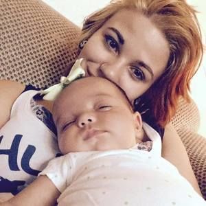 Meet your Posher, Raquel