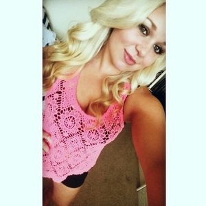 Meet your Posher, Daely