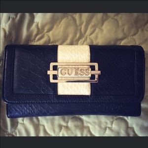 Guess Wallet