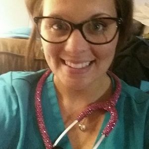 Meet your Posher, Whitney