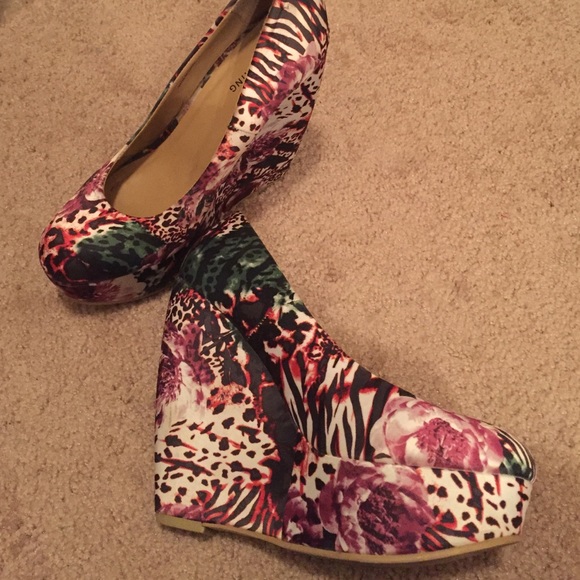 Call It Spring Wedges - Picture 3 of 3
