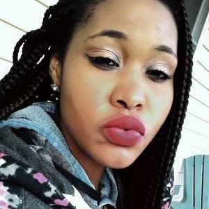 Meet your Posher, Natasha