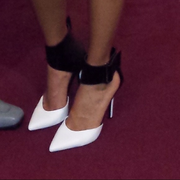 Black and white pointed toe high heels - Picture 3 of 3