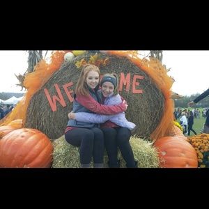 Meet your Posher, Lydia