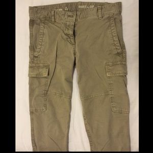Gap cargo skinny pants