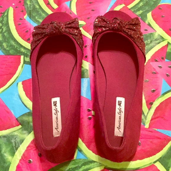 American Eagle burgundy red flats