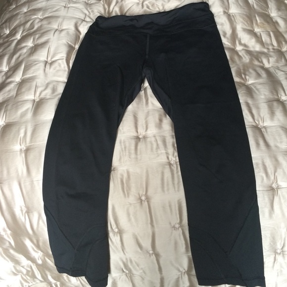 Cropped lululemon inspire run legging