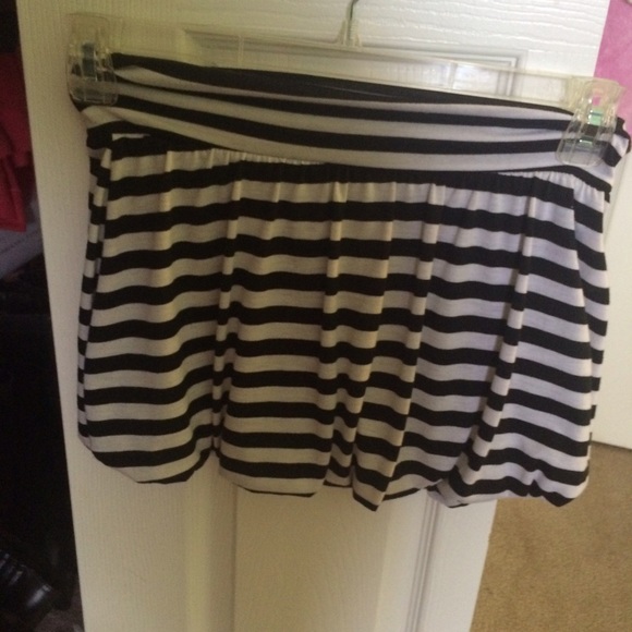 Black and white stripped skirt.