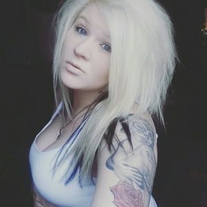 Meet your Posher, Ashley